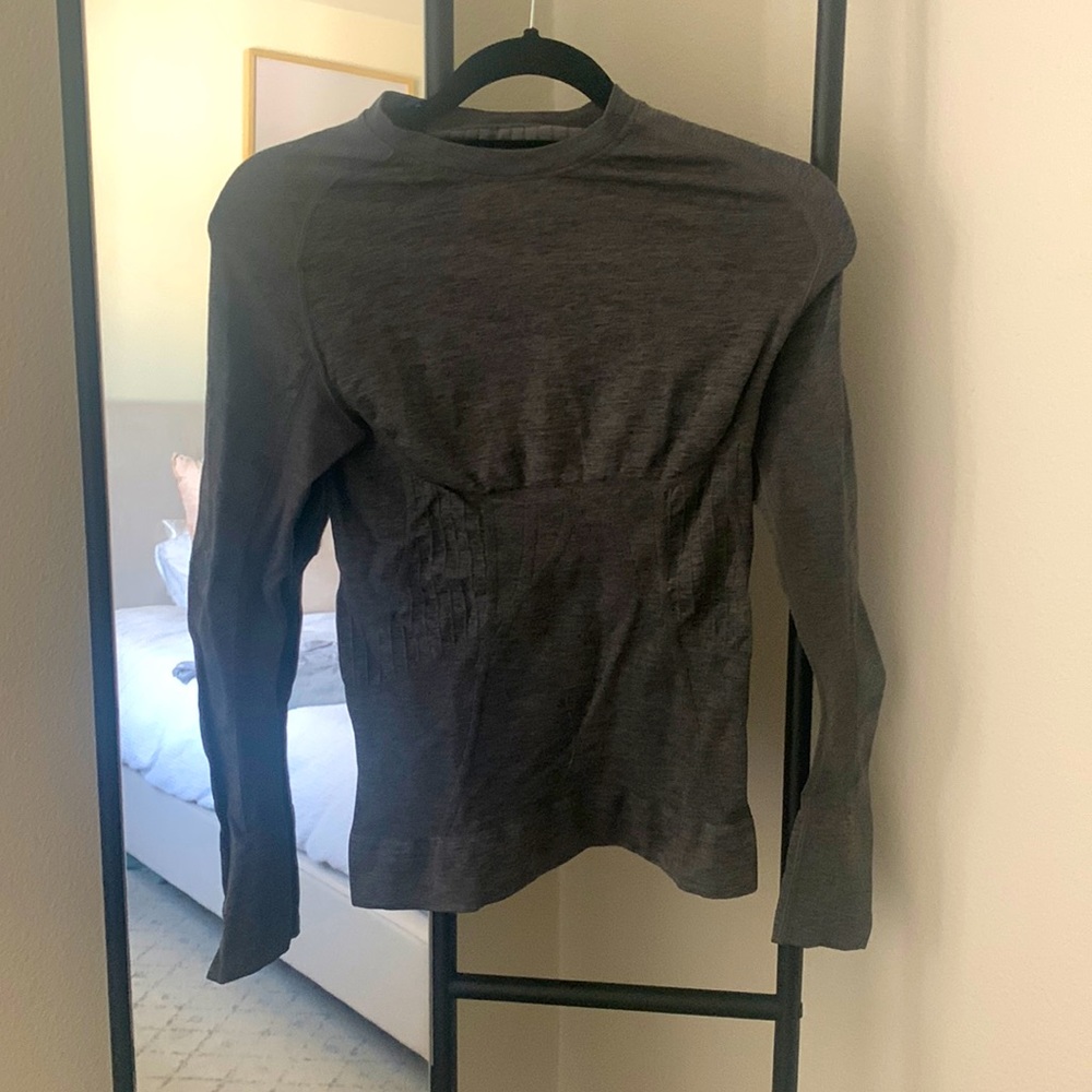 Gray maternity top